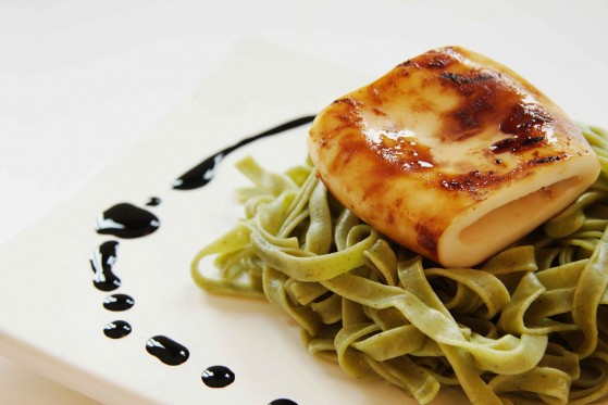 Bläckfisk med pasta