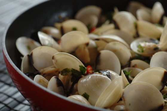Vongole i vitlök och persilja